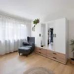 农家乐 Baumschule Rombach - 'spatzennest' *