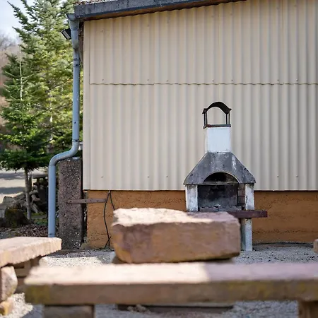 Agroturismo Baumschule Rombach - 'spatzennest'