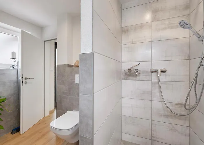 Baumschule Rombach - 'spatzennest' Lantgård