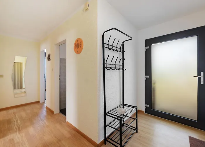 Baumschule Rombach - 'spatzennest' Lantgård