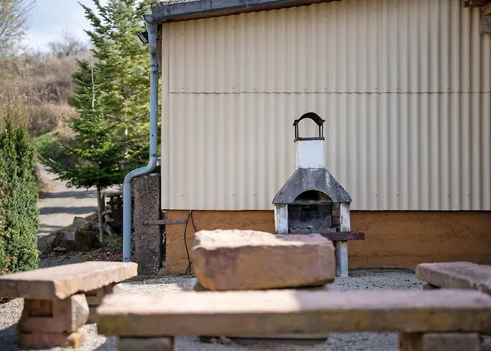 Lantgård Baumschule Rombach - 'spatzennest'